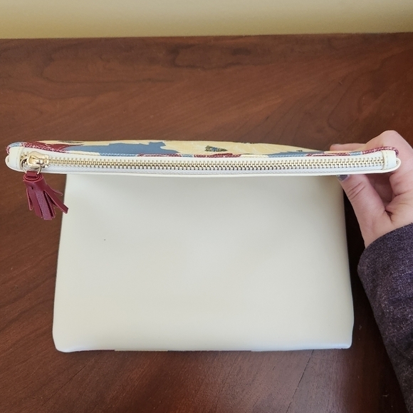 NWOT Rachel Pally Reversible Vegan Leather and Canvas Clutch in Bloom - Picture 7 of 12